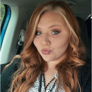 Meet your Posher, Mackenzie